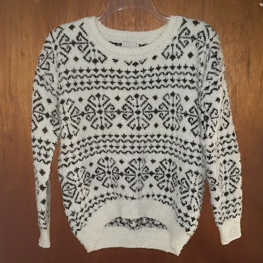 FINAL SALE Snowflake sweater